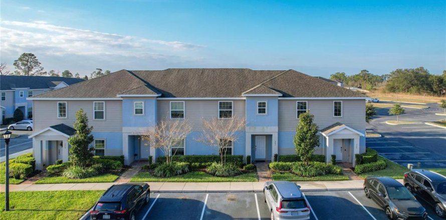 Touwnhouse à Davenport, Floride 3 chambres, 149.2 m2 № 1873142