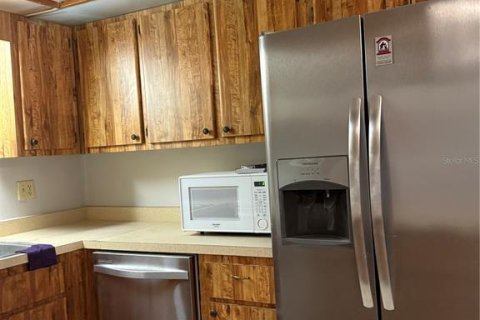 Townhouse in Gainesville, Florida 2 bedrooms, 130.43 sq.m. № 1905007 - photo 7
