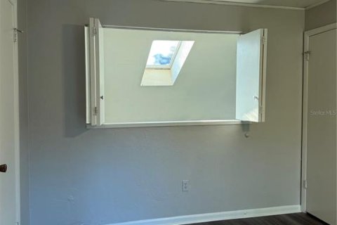 Townhouse in Gainesville, Florida 2 bedrooms, 130.43 sq.m. № 1905007 - photo 15