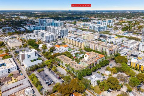 Condominio en venta en Hollywood, Florida, 1 dormitorio, 68.38 m2 № 2046379 - foto 27