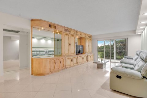 Купить кондоминиум в Коконат Крик, Флорида 3 комнаты, 107.4м2, № 2087231 - фото 15