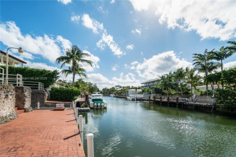 Villa ou maison à vendre à Coral Gables, Floride: 3 chambres, 187.38 m2 № 1825557 - photo 3