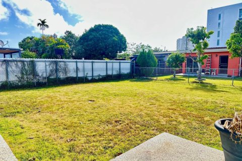 Снять в аренду квартиру в Майами, Флорида 3 спальни, № 2005352 - фото 3