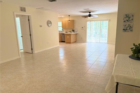 Casa en venta en Beverly Hills, Florida, 3 dormitorios, 132.2 m2 № 1888572 - foto 3