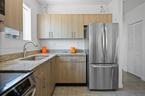 Снять в аренду квартиру в Майами, Флорида 1 спальня, 65.03м2, № 2040914 - фото 10