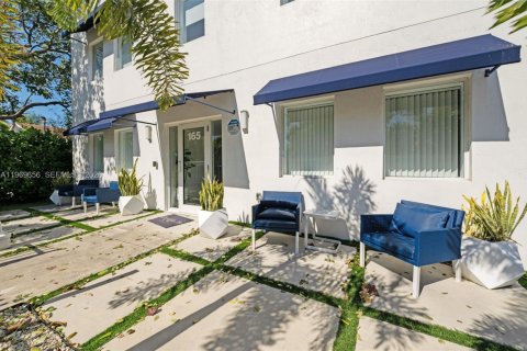 Снять в аренду квартиру в Майами, Флорида 1 спальня, 65.03м2, № 2040914 - фото 18