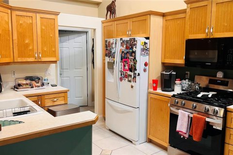 House in New Smyrna Beach, Florida 3 bedrooms, 181.9 sq.m. № 2109297 - photo 6