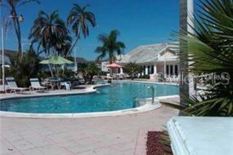 Townhouse in Davenport, Florida 1 bedroom, 27.87 sq.m. № 2237202 - photo 4