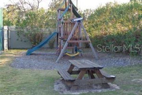 Townhouse in Davenport, Florida 1 bedroom, 27.87 sq.m. № 2237202 - photo 12