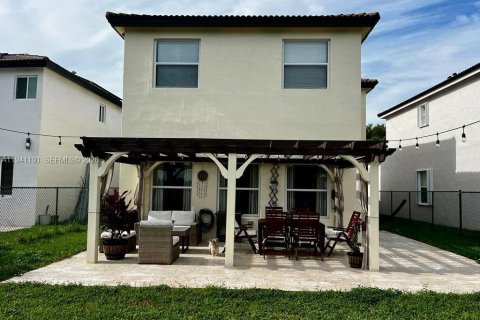 Villa ou maison à louer à Homestead, Floride: 3 chambres, 174.1 m2 № 1999887 - photo 10