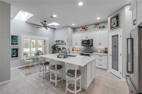 Villa ou maison à vendre à New Smyrna Beach, Floride: 3 chambres, 253.72 m2 № 1793193 - photo 29