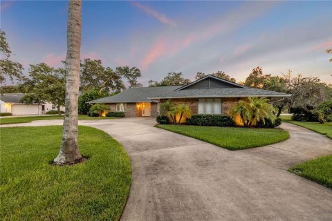 Villa ou maison à vendre à New Smyrna Beach, Floride: 3 chambres, 253.72 m2 № 1793193 - photo 2