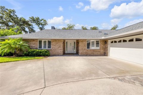 Villa ou maison à vendre à New Smyrna Beach, Floride: 3 chambres, 253.72 m2 № 1793193 - photo 10