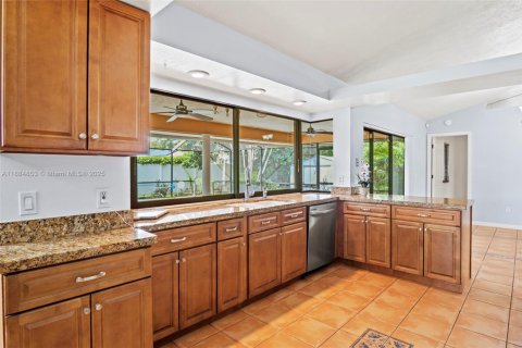 Villa ou maison à louer à Port St. Lucie, Floride: 3 chambres, 145.67 m2 № 1930379 - photo 3