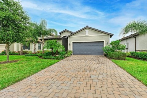 Casa en alquiler en Bradenton, Florida, 3 dormitorios, 153.2 m2 № 1826518 - foto 1