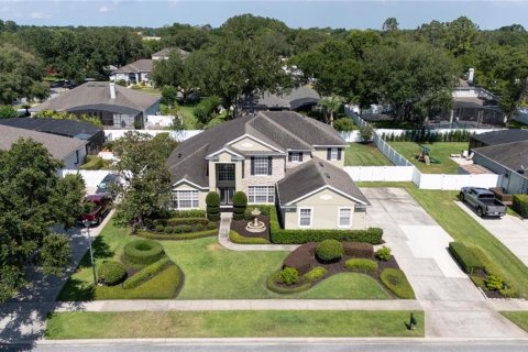 Villa ou maison à vendre à Sanford, Floride: 5 chambres, 361.58 m2 № 1761965 - photo 2