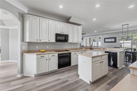 Villa ou maison à vendre à Sanford, Floride: 5 chambres, 361.58 m2 № 1761965 - photo 20