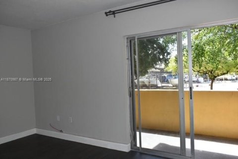 Copropriété à louer à North Miami, Floride: 1 chambre, 52.4 m2 № 1920147 - photo 16