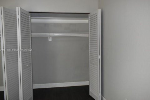 Copropriété à louer à North Miami, Floride: 1 chambre, 52.4 m2 № 1920147 - photo 20
