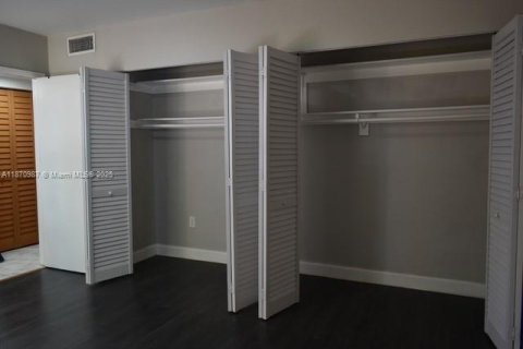 Copropriété à louer à North Miami, Floride: 1 chambre, 52.4 m2 № 1920147 - photo 19