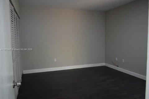 Copropriété à louer à North Miami, Floride: 1 chambre, 52.4 m2 № 1920147 - photo 14