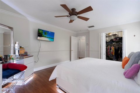 House in Homestead, Florida 4 bedrooms, 225.94 sq.m. № 1980877 - photo 14