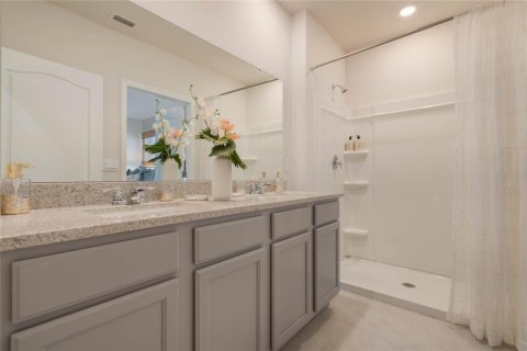 House in Lakeland, Florida 4 bedrooms, 154.68 sq.m. № 2419292 - photo 23
