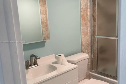 Снять в аренду кондоминиум в Уэст-Палм-Бич, Флорида 1 спальня, 52.95м2, № 1981512 - фото 20