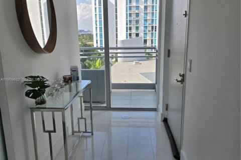 Condo in Aventura, Florida, 3 bedrooms  № 2082155 - photo 18