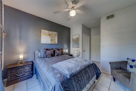 Condo in Clearwater, Florida, 1 bedroom  № 1649879 - photo 15