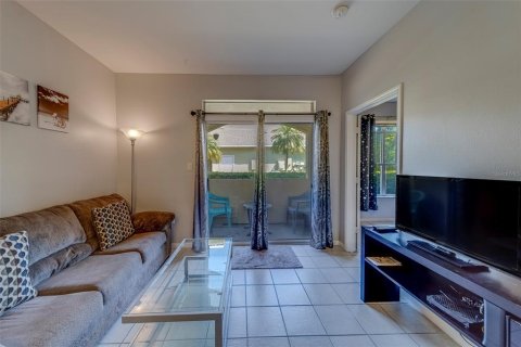 Condo in Clearwater, Florida, 1 bedroom  № 1649879 - photo 11