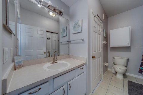 Condo in Clearwater, Florida, 1 bedroom  № 1649879 - photo 17