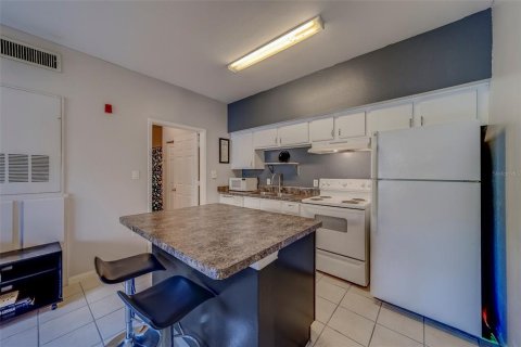 Condo in Clearwater, Florida, 1 bedroom  № 1649879 - photo 8
