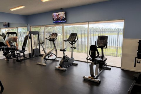 Villa ou maison à louer à Miami, Floride: 3 chambres, 190.64 m2 № 1996601 - photo 27