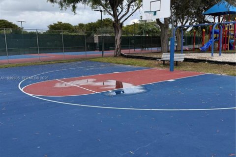 Villa ou maison à louer à Miami, Floride: 3 chambres, 190.64 m2 № 1996601 - photo 19