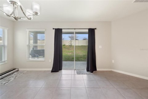 House in Winter Haven, Florida 3 bedrooms, 186.18 sq.m. № 1561883 - photo 19