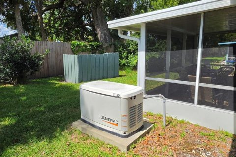 Duplex in New Smyrna Beach, Florida 2 bedrooms, 126.81 sq.m. № 2203229 - photo 20