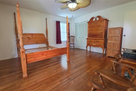Duplex in New Smyrna Beach, Florida 2 bedrooms, 126.81 sq.m. № 2203229 - photo 12