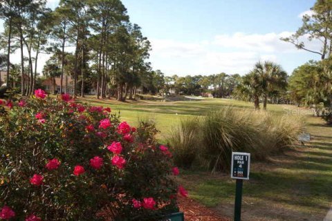 Duplex in New Smyrna Beach, Florida 2 bedrooms, 126.81 sq.m. № 2203229 - photo 27