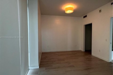 Condo in Miami, Florida, 2 bedrooms  № 1865461 - photo 29