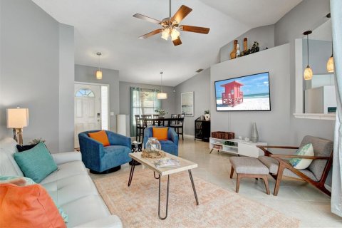 Villa ou maison à louer à Sarasota, Floride: 3 chambres, 120.31 m2 № 2299112 - photo 14