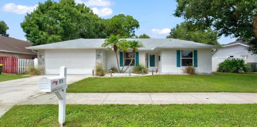 Villa ou maison à Sarasota, Floride 3 chambres, 120.31 m2 № 2299112