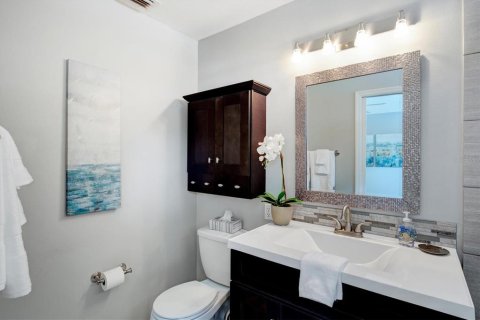 Villa ou maison à louer à Sarasota, Floride: 3 chambres, 120.31 m2 № 2299112 - photo 19
