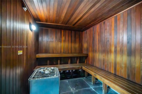 Copropriété à louer à Miami, Floride: 2 chambres, 93.83 m2 № 2001181 - photo 9