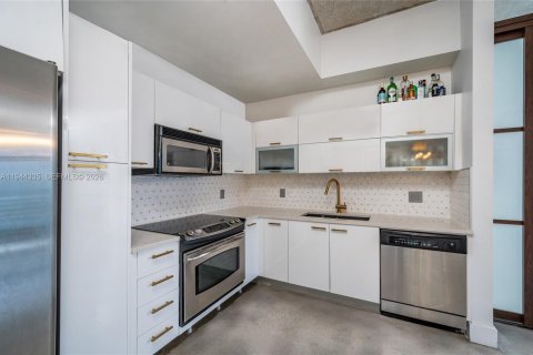 Copropriété à louer à Miami, Floride: 2 chambres, 93.83 m2 № 2001181 - photo 22