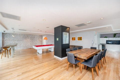 Copropriété à louer à Miami, Floride: 2 chambres, 93.83 m2 № 2001181 - photo 12