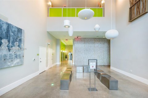 Copropriété à louer à Miami, Floride: 2 chambres, 93.83 m2 № 2001181 - photo 3