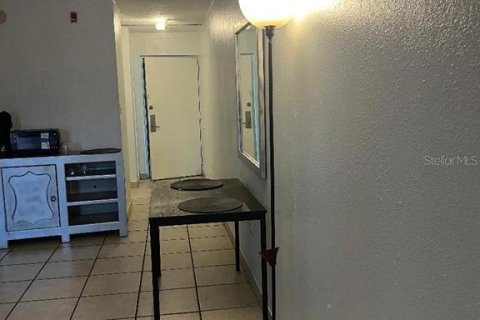 Condo in Orlando, Florida, 1 bedroom  № 1786357 - photo 11