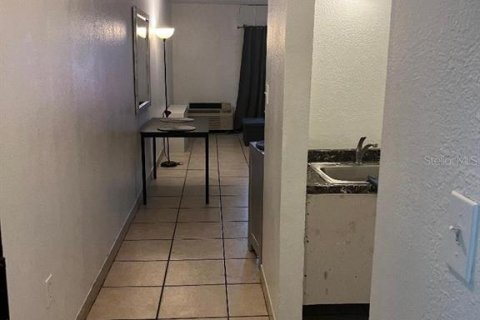 Condo in Orlando, Florida, 1 bedroom  № 1786357 - photo 3
