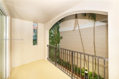 Condo in Sunny Isles Beach, Florida, 1 bedroom  № 2042970 - photo 22